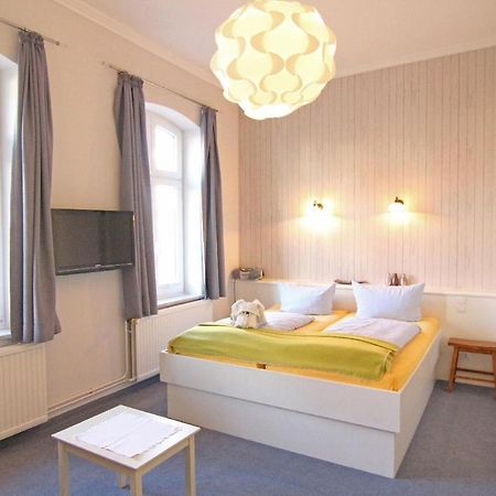 Kapitaenshaus-Lassen-Zimmer-Amistad Hotell Westerland Exteriör bild